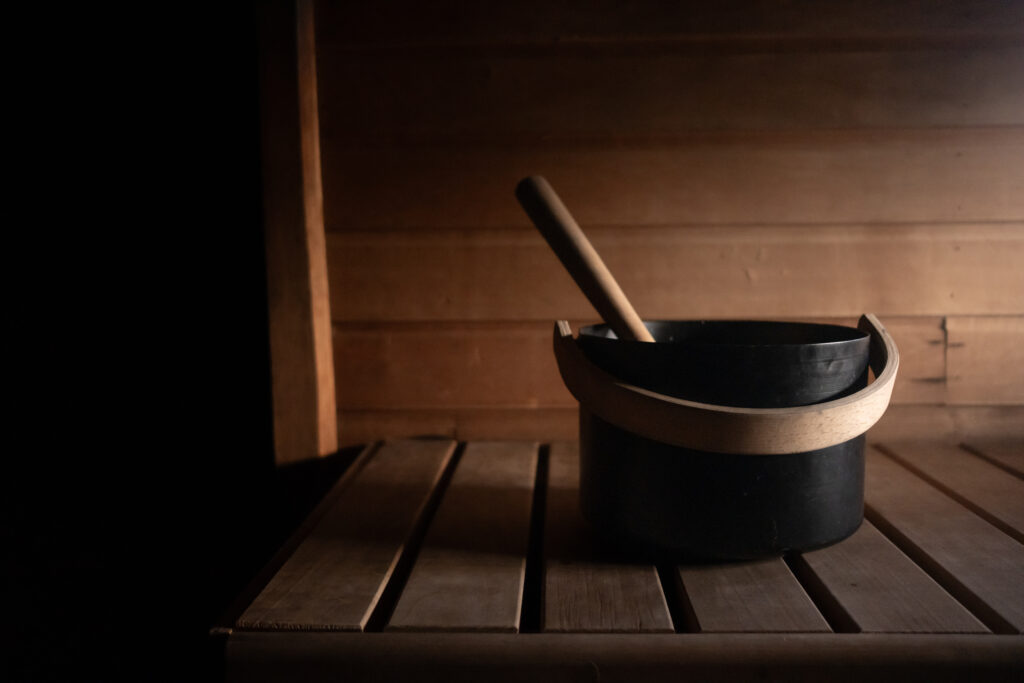 wildernesshotelmuotka river sauna 06